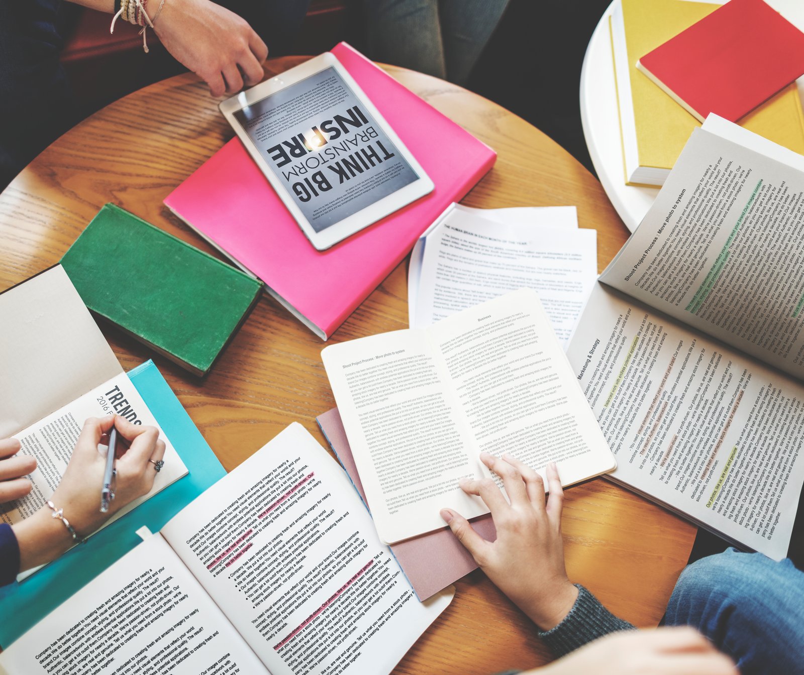 Expert book publishing support